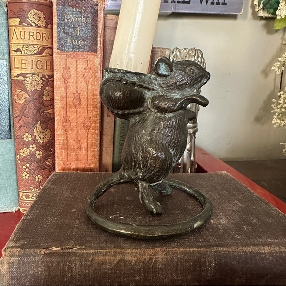 Vintage Bronze Mouse Candle Holder - Picture 7 of 10